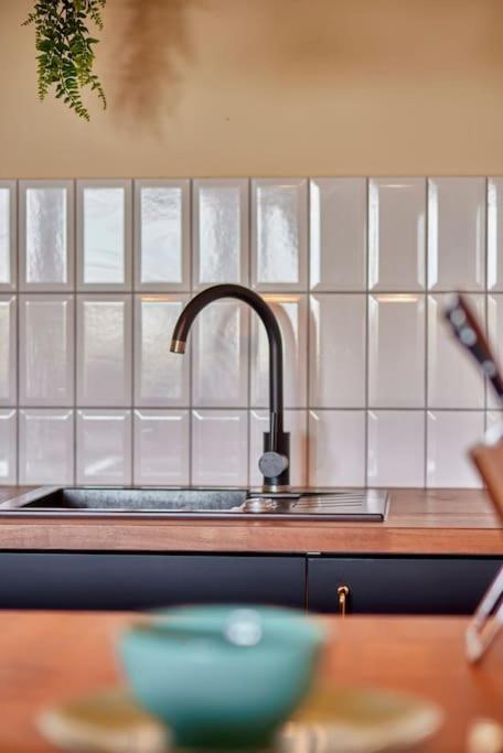 Апартаменти *Neues Loft*- Nahe Frankfurter Flughafen + Bahnhof Ной-Ізенбург Екстер'єр фото